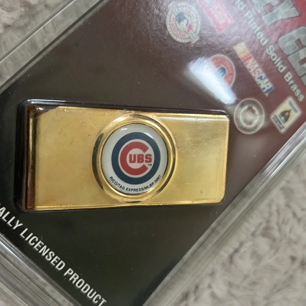 Chicago Cubs Money Clip 24 kt. Gold Plated Solid Brass officially licensed prdct